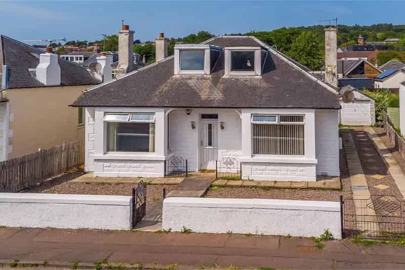 5 Bed Detached Bungalow Corstorphine Family Home
