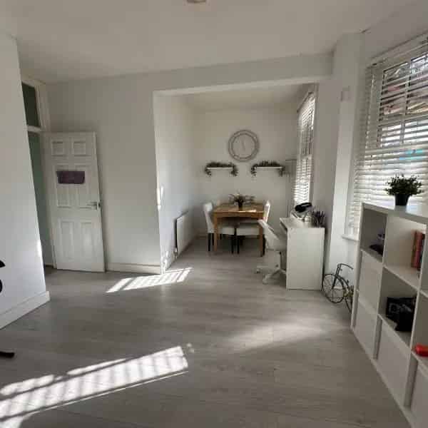 Spacious 2-Bedroom Edwardian Flat Under Occupancy Available