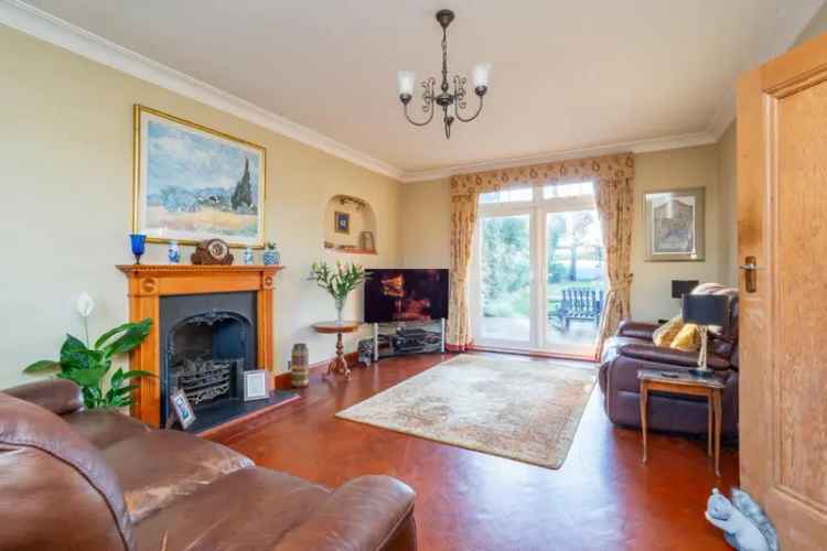 Detached House for sale with 5 bedrooms, Sandy Lane, Cheam