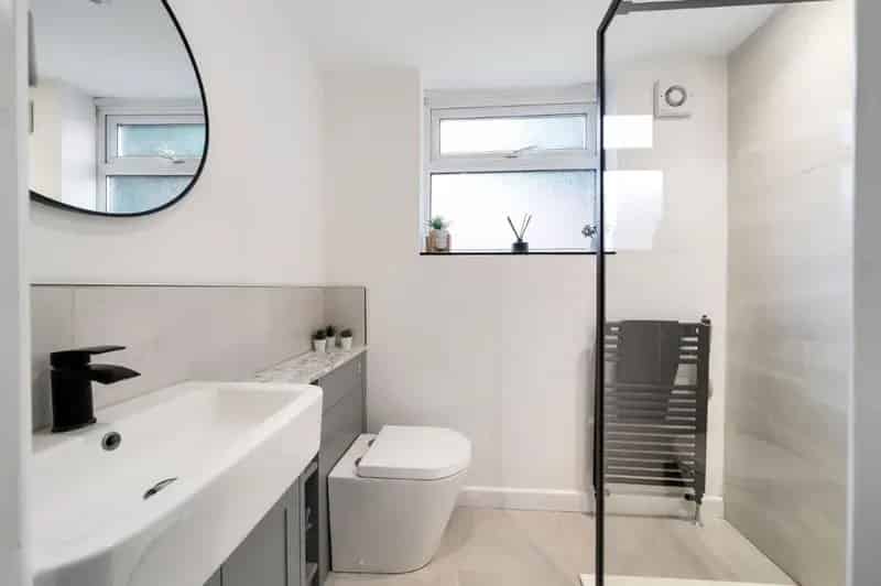 3 Bed Character Terrace House for Sale in Overton Village