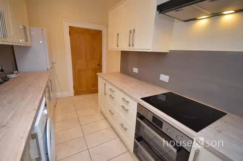3 Bedroom Garden Flat Talbot Woods