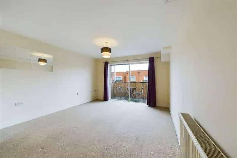 1 Bed Flat for Sale in Merstham - Watercolour Development