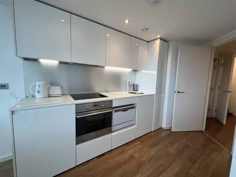 2 Bedroom Flat To Let In Leeds City Centre