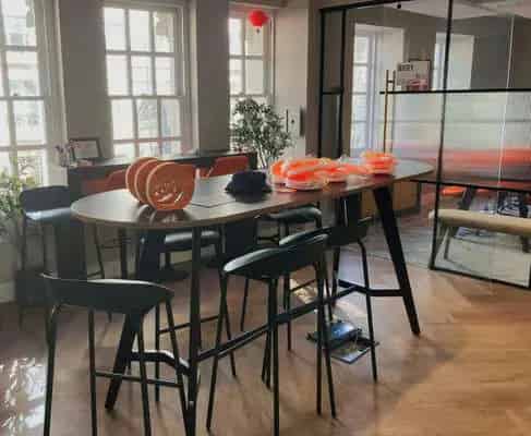 1st Floor Office Space to Rent in London