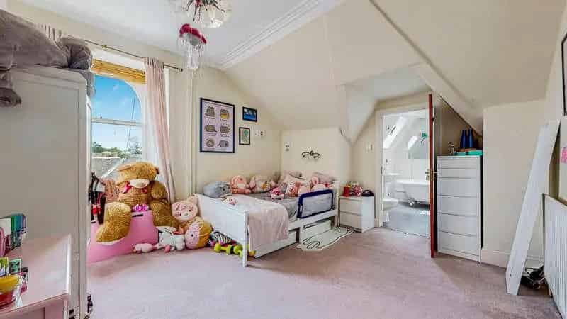 4 Bed Flat for Sale in Kelvinside Glasgow