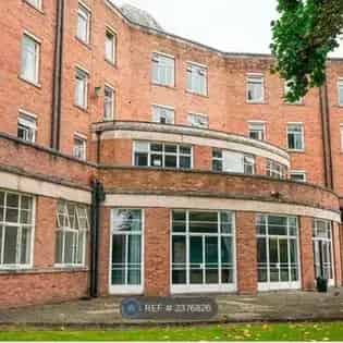 1 Room HMO Manchester All Bills Included Gym Garden