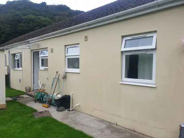 Bungalow For Rent in North Devon, England