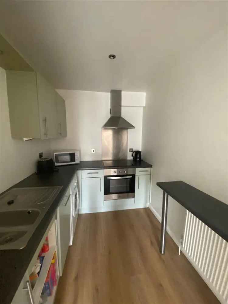 1 Bedroom Flat House to Rent