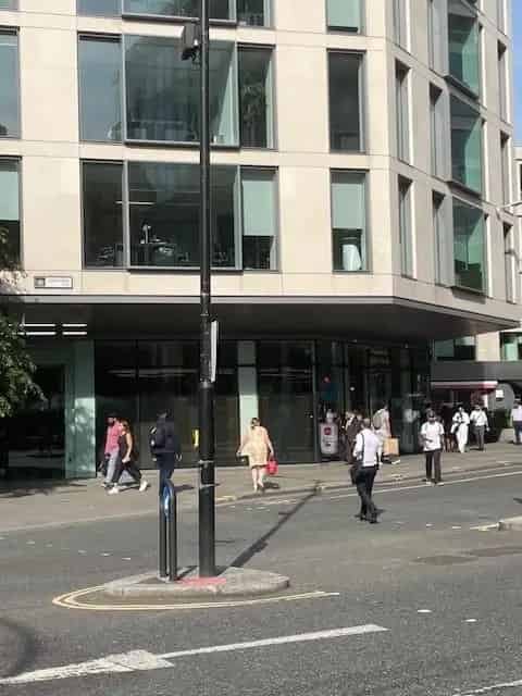 Retail Unit For Sale or Lease - St Pauls London