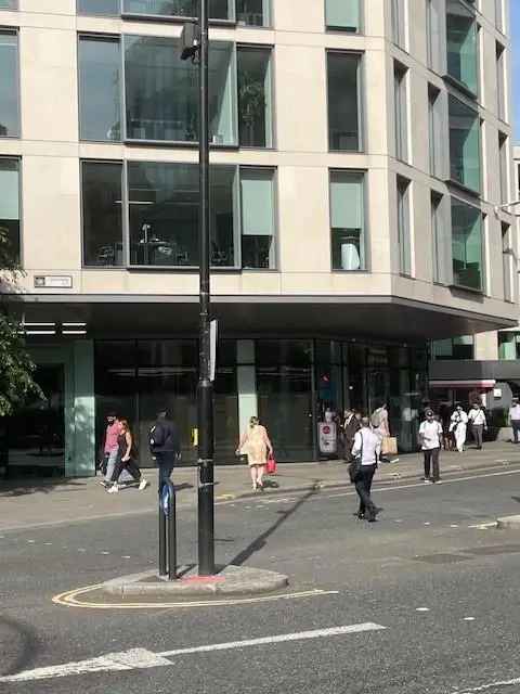 Retail Unit For Sale or Lease - St Pauls London