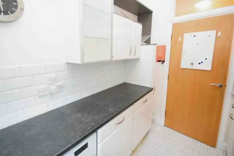 2 Bedroom Ground Floor Apartment For Sale in Saltaire