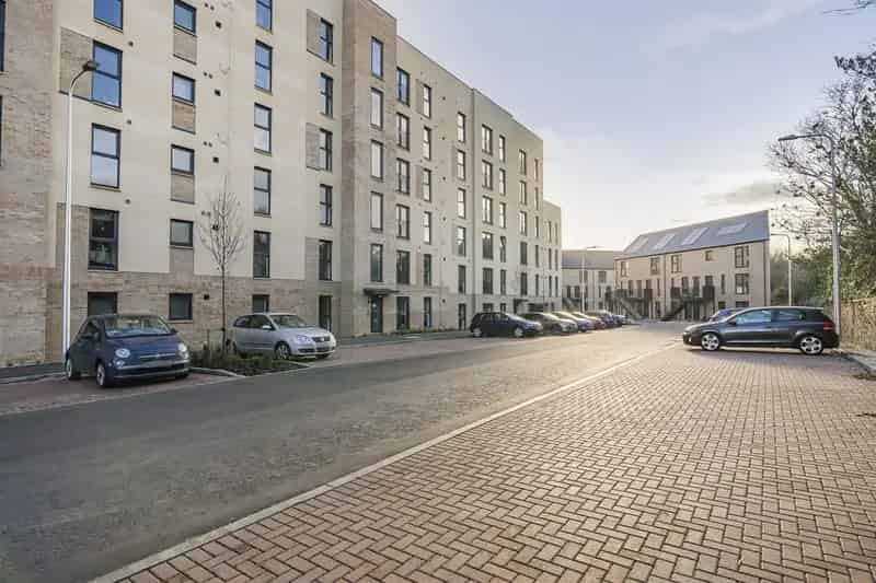 2 Bedroom Apartment for Rent in Edinburgh EH6
