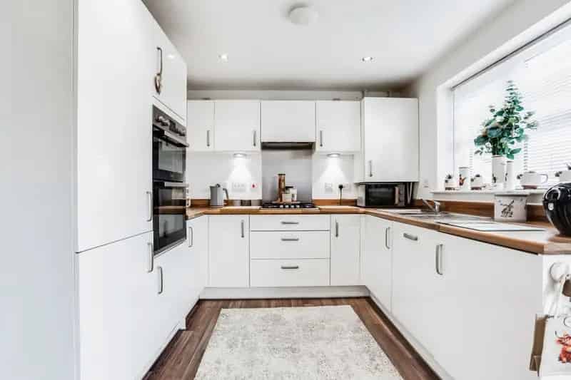 4 bedroom Detached House for sale, Normanton, West Yorkshire, WF6