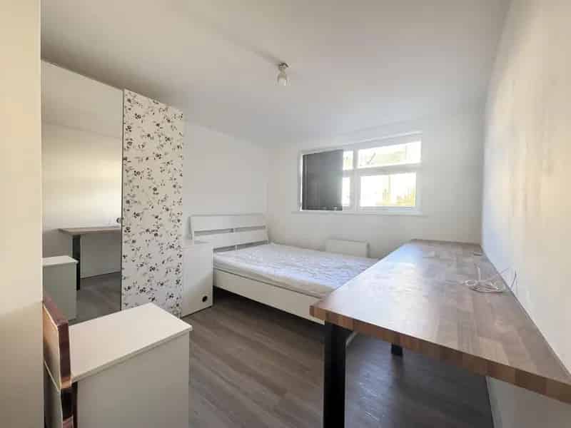 1 Bedroom Furnished Flat Near University Lewes Road