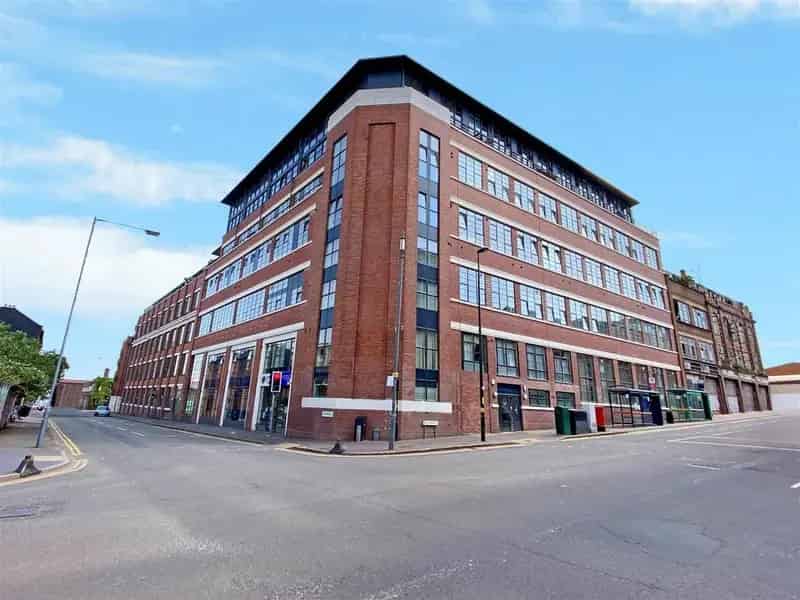 1 Bedroom Mezzanine Apartment for Sale Digbeth No Upward Chain