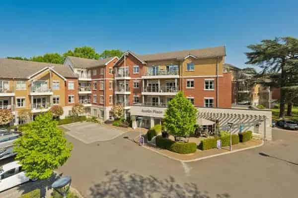 Luxury 2-Bed Retirement Apartment with West-Facing Balcony