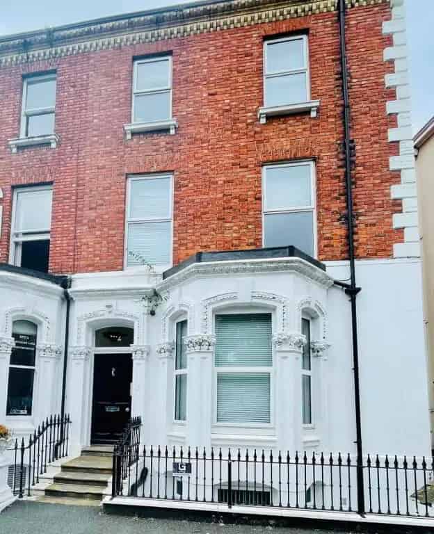 Furnished Room near Belfast City Hospital and Queens University