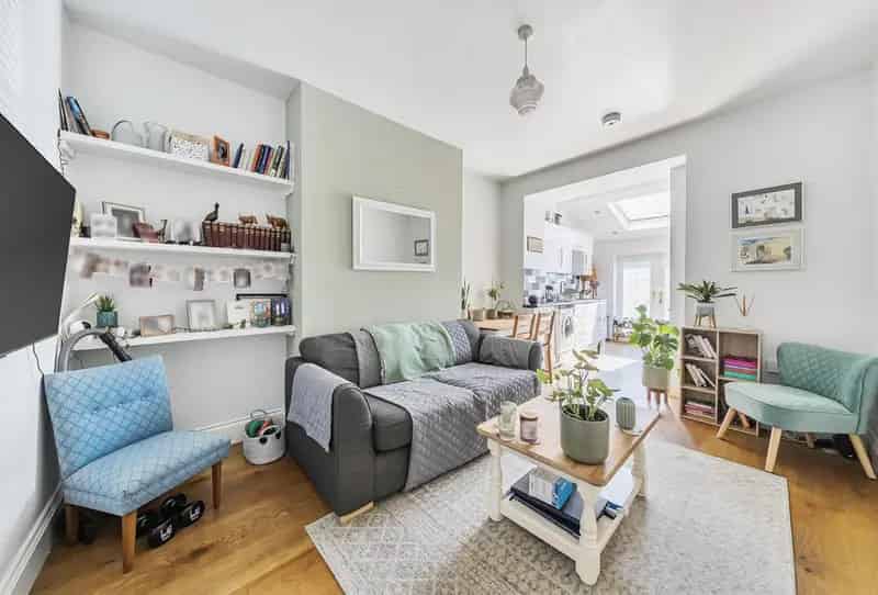 1 Bedroom Apartment for Sale