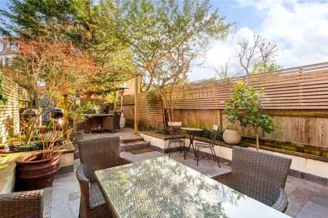 4 Bedroom Townhouse Wimbledon Village Family Home