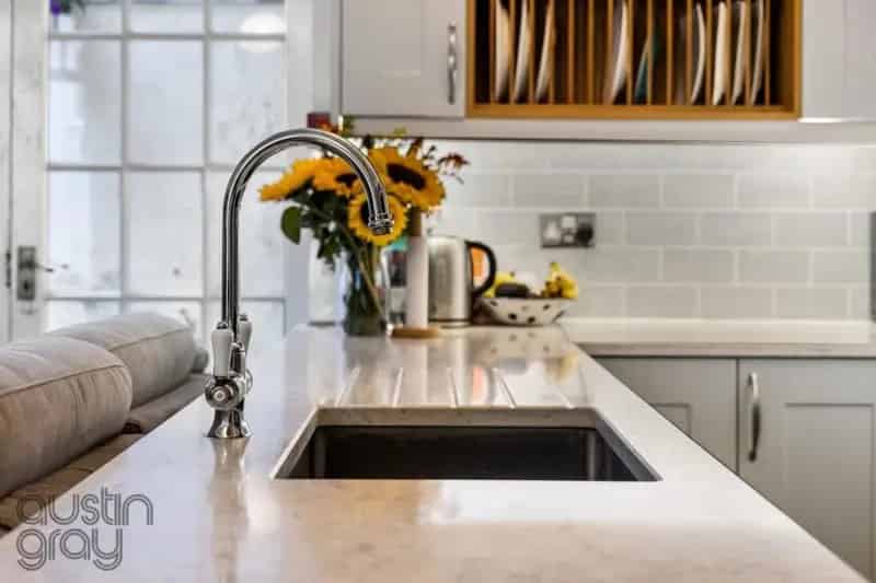 3 Bedroom Flat for Sale in Hove, near Seafront