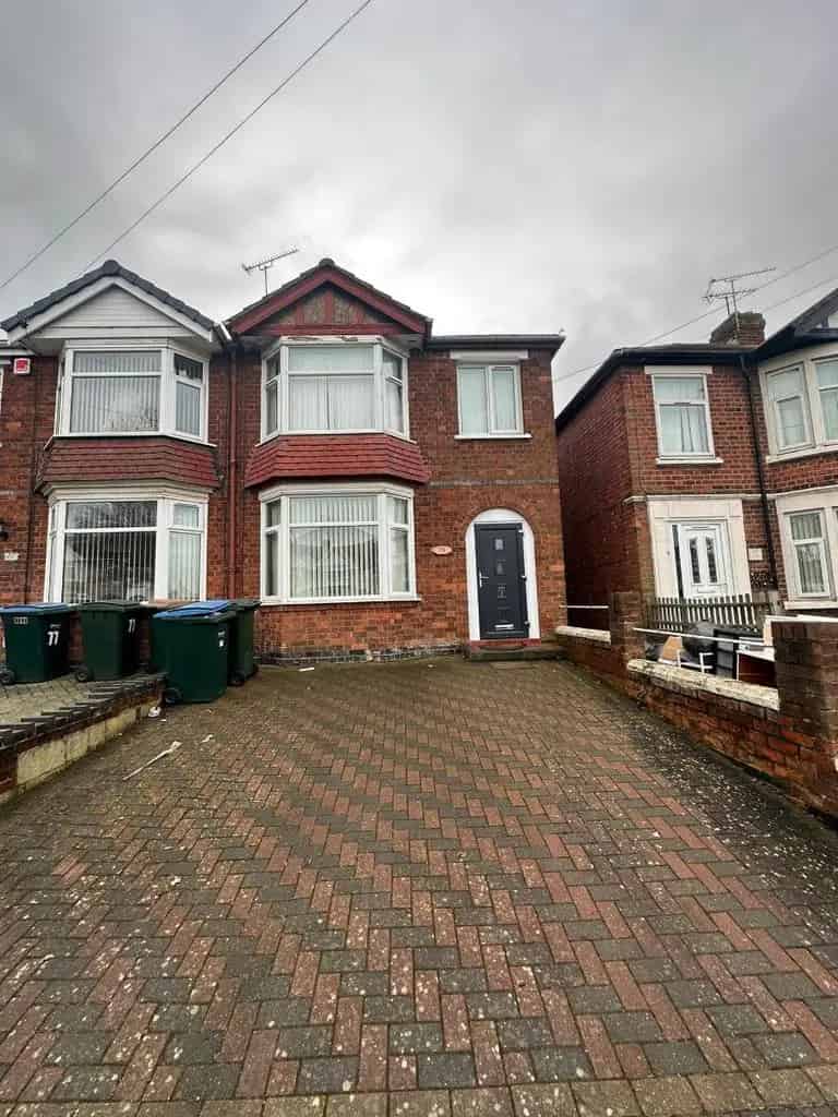 3 Bedroom Terraced House to Rent