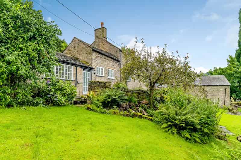 Georgian Cottage Rainow Peak District 2 Beds Garage Stunning Views