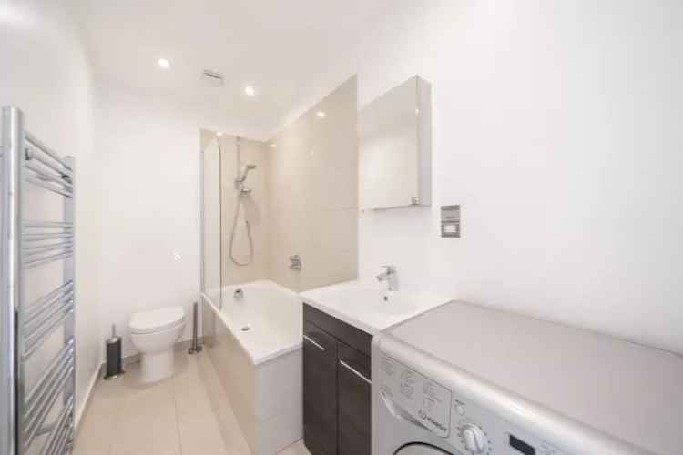 2 Bedroom Apartment to Rent in Ladbroke Grove