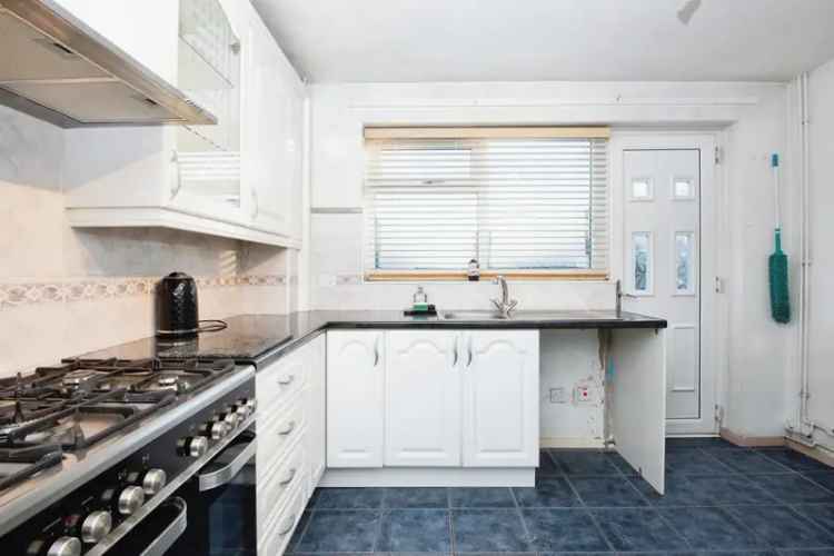 3 Bed Mid Terrace House Near City Centre - Modern Auction