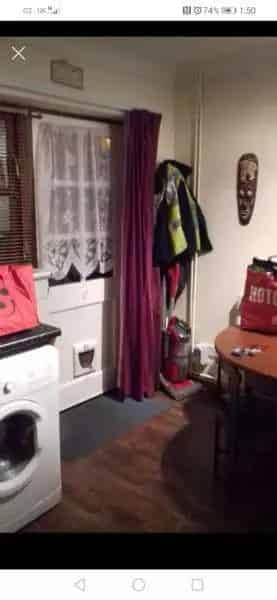 2 Bed House Near University and Park