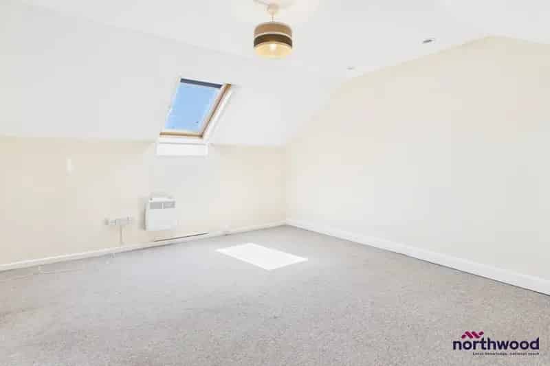 Single Room Near Eastbourne Town Centre