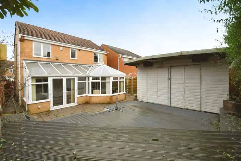 4 Bedroom Detached House For Sale Chesterfield