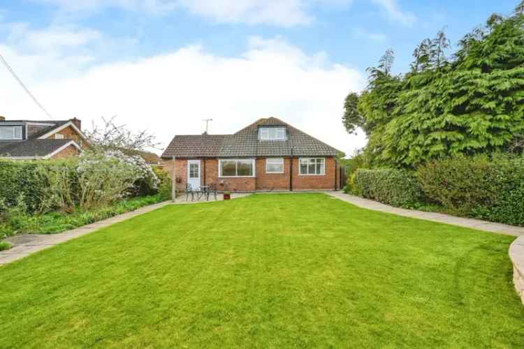 Derbyshire Countryside Dormer Bungalow Two Bedrooms Loft Room Garden