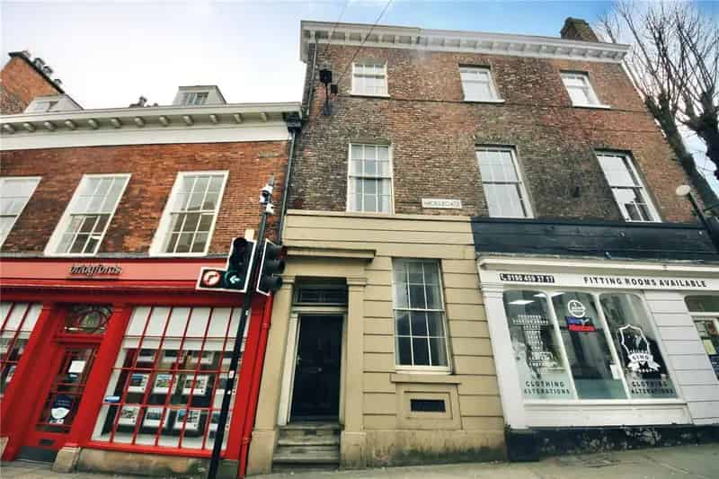 Historic 7-Bedroom York City Centre Terrace House