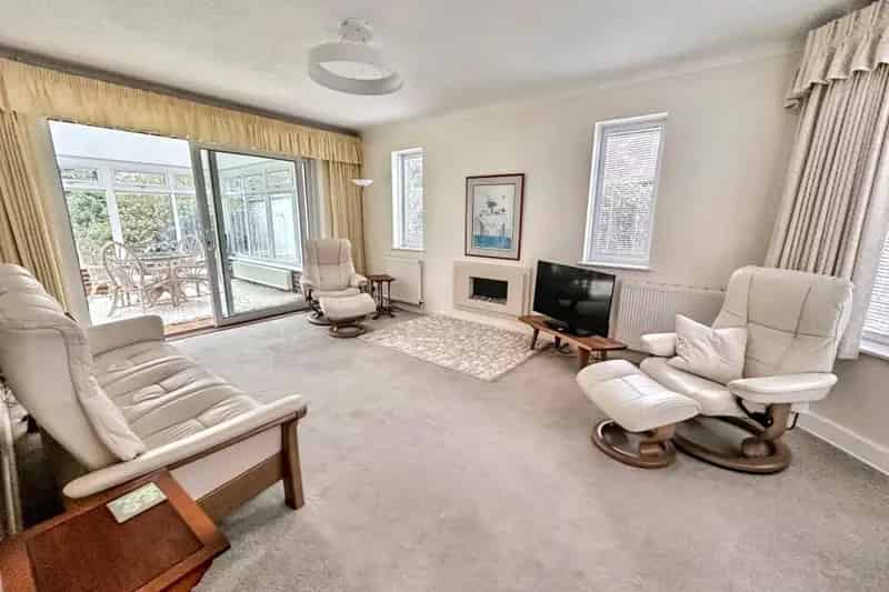 4 Bedroom Detached Bungalow for Sale