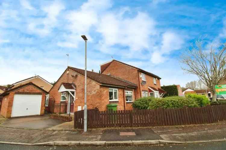 2 Bedroom Semi Detached Bungalow St Mellons