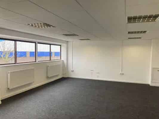 Unit 7, Perth Trading Estate, Slough, SL1 4XX | Property to rent | Savills