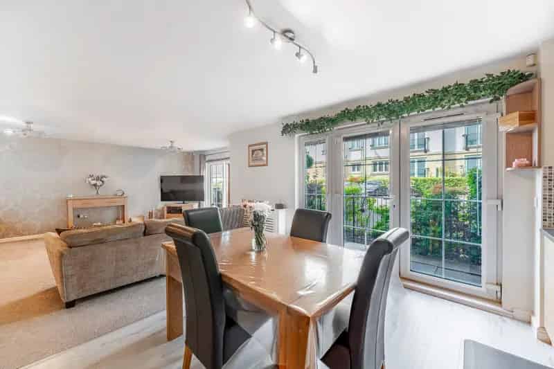 2-Bedroom Ground Floor Flat with Private Garden and Parking