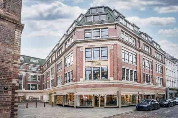 Marshall Building: Smart Working Spaces with Wellness Focus