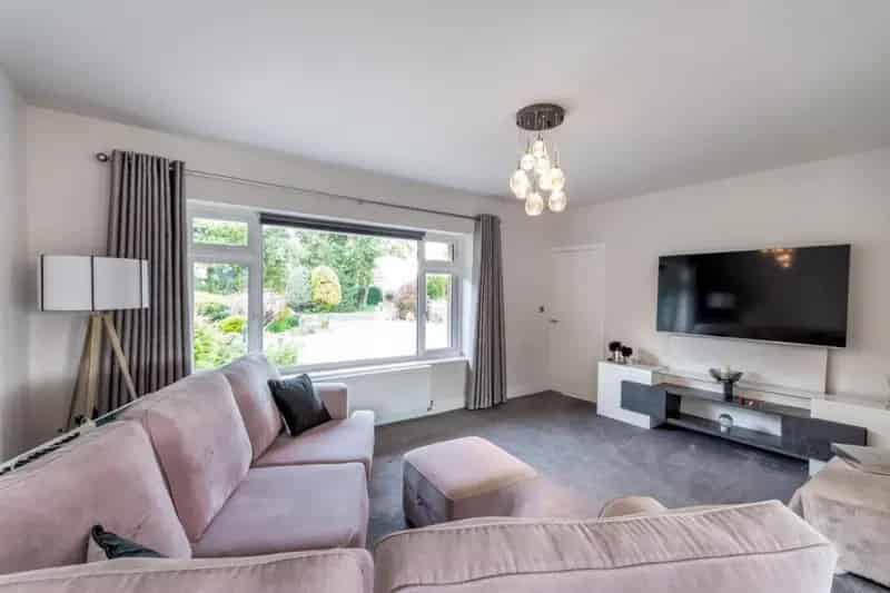4 Bed Detached Dormer Bungalow with Countryside Views