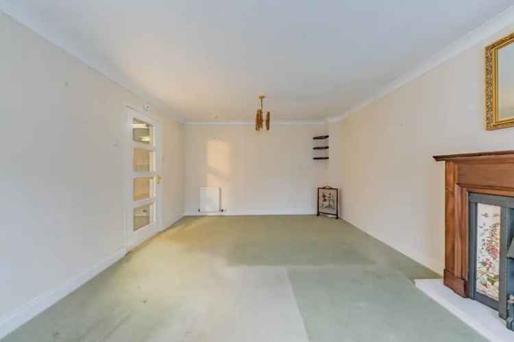 Villa For Sale in Carnoustie