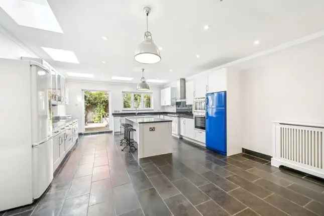 Four Double Bedroom Terraced House for Sale London SW6