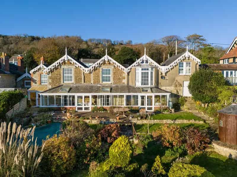 5 Bedroom Character Property with Sea Views and Annexe