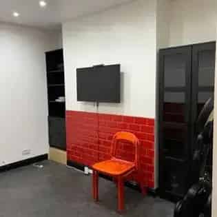 Shop to Let Manchester 34m² Ground Floor