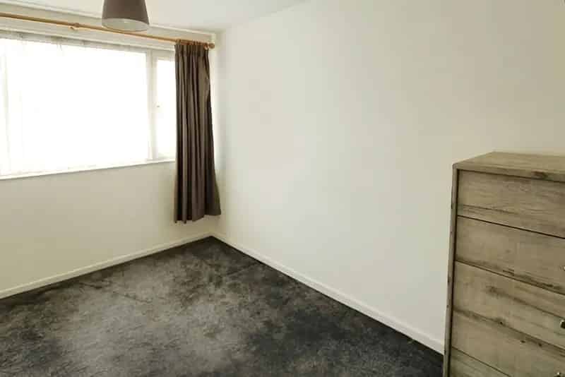 3 Bedroom Link Detached House Birmingham B28