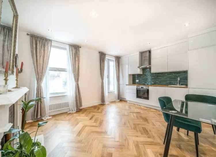 One Double Bedroom Flat Top Floor Roof Terrace Clapham Old Town