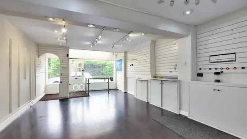 Chesham Bois Shop For Lease - Ground Floor Retail Unit