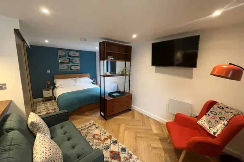 Fully Furnished Studio Short Let All Bills Included Yeovil