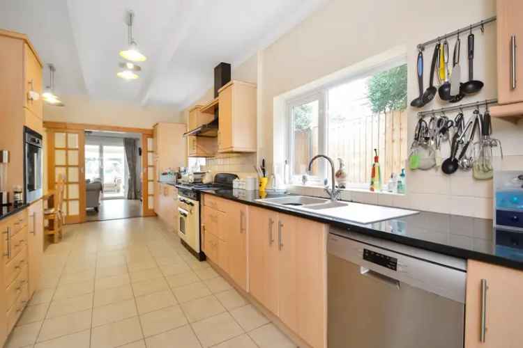 4 Bedroom Detached House Drayton Hampshire