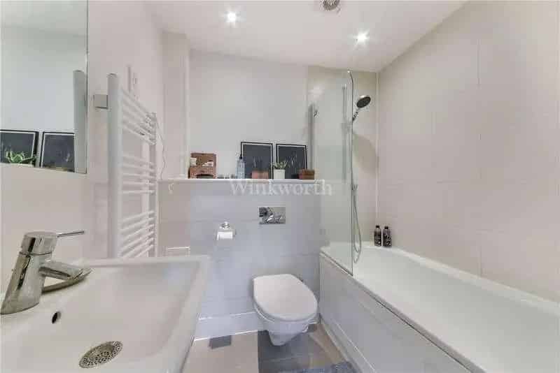 1 bed flat for sale