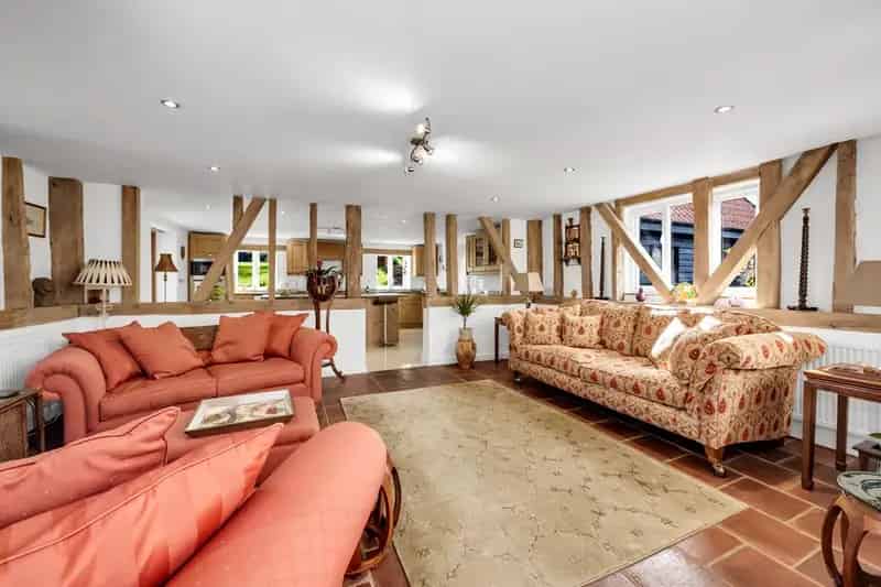 5 Bedroom Barn Conversion with Annexe